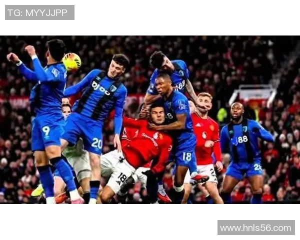 足总杯曼联大胜那不勒斯六球狂潮帽子戏法引发争议判罚热议