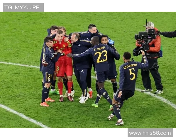 中超惊现历史冷门曼联点球大战逆转皇马引爆全场激情