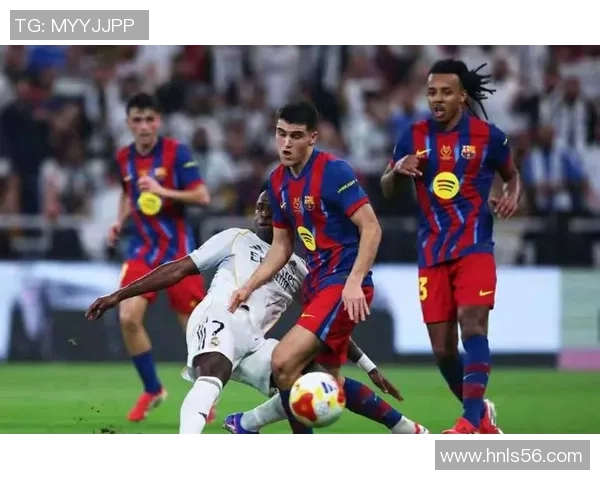 意甲激战阿森纳逆转巴萨5-1补时争议进球引发全场狂欢 意甲激战阿森纳逆转巴萨5-1补时争议进球引发全场狂欢