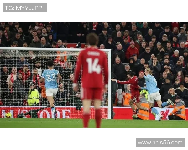 德甲激战莱比锡逆转曼城引发争议判罚全场沸腾 德甲激战莱比锡逆转曼城引发争议判罚全场沸腾