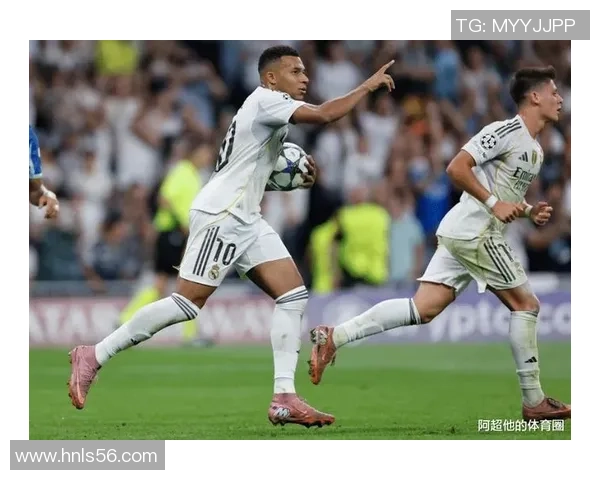 英超赛场惊现冷门皇马3-0战胜多特蒙德引发争议判罚热议