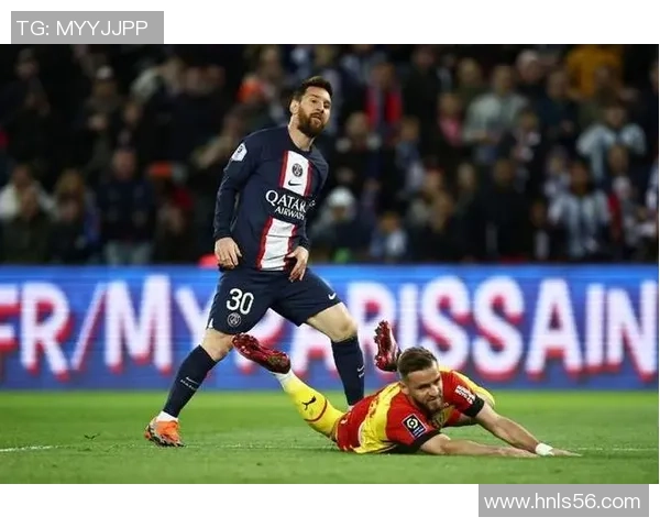 意甲激战巴黎圣日耳曼大胜多特蒙德红牌事件引发全场热议与争议